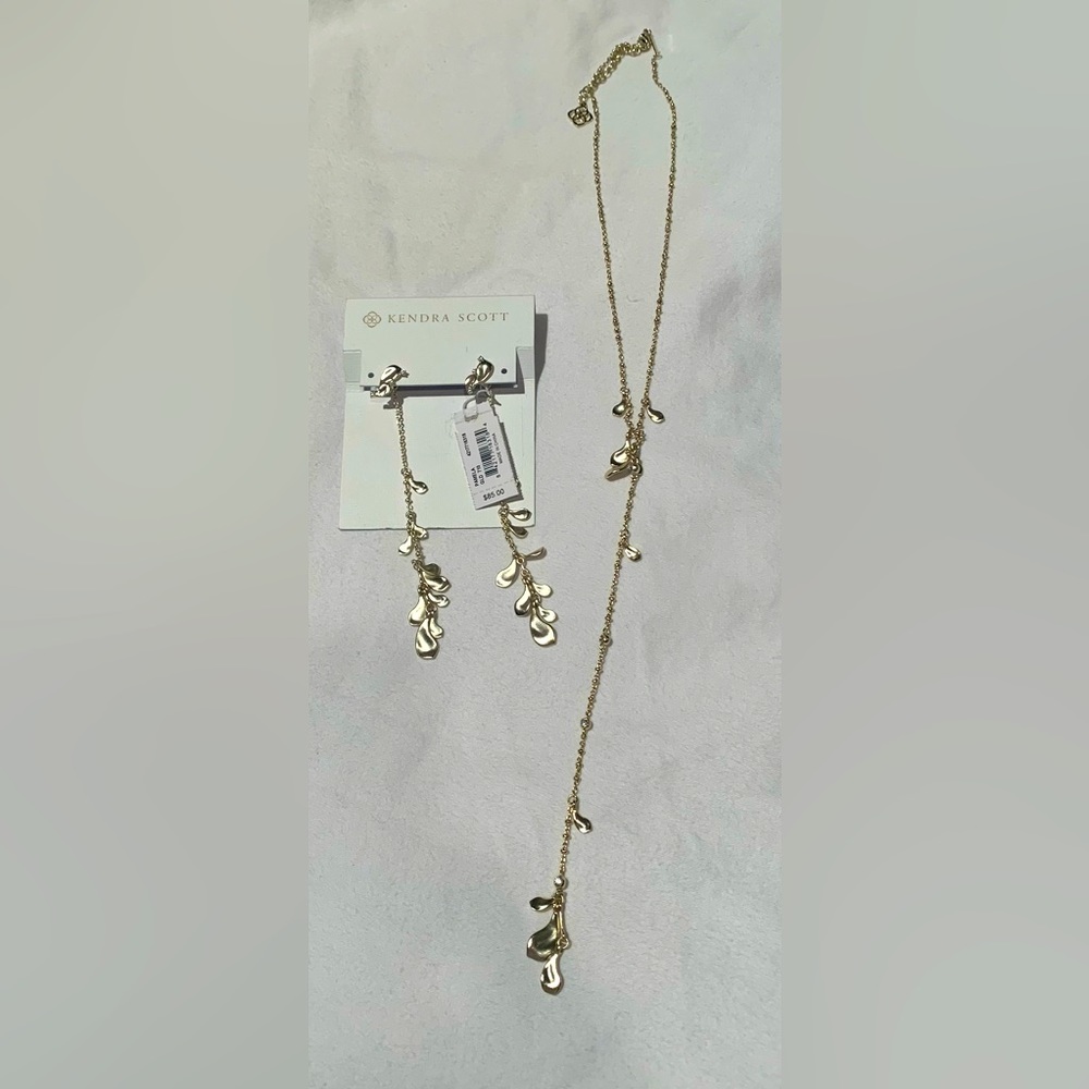 Kendra Scott earring and necklace set in gold